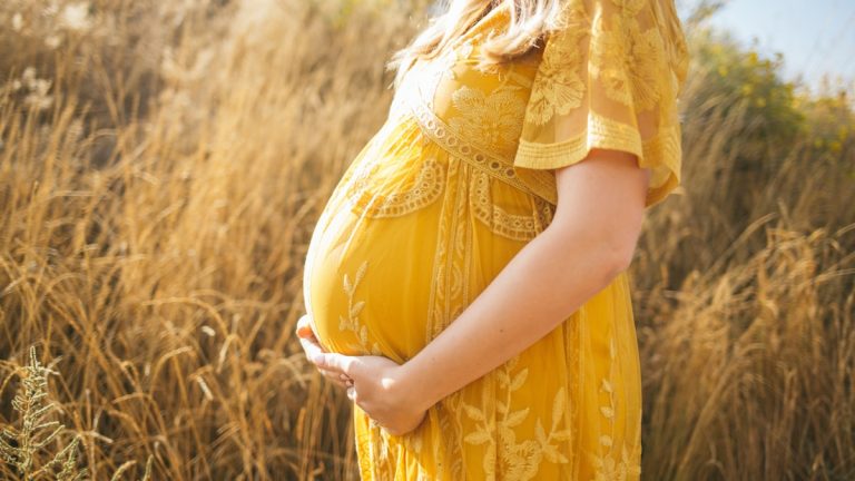 What to Wear During the First Trimester - Bump to Baby Guide