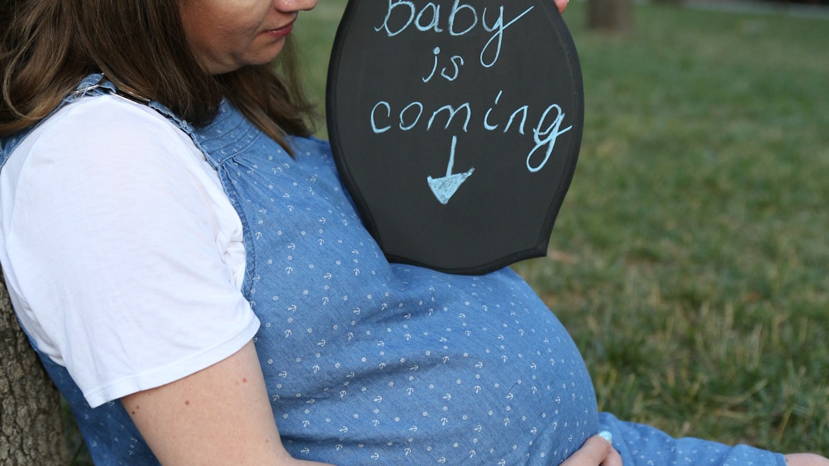 Comfortable Maternity Outfits for Working From Home - Bump to Baby Guide
