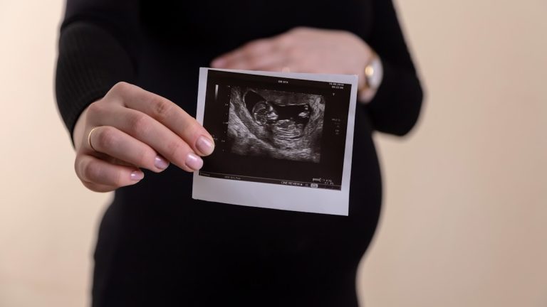 Maternity Clothes You Can Wear After Baby Arrives - Bump to Baby Guide