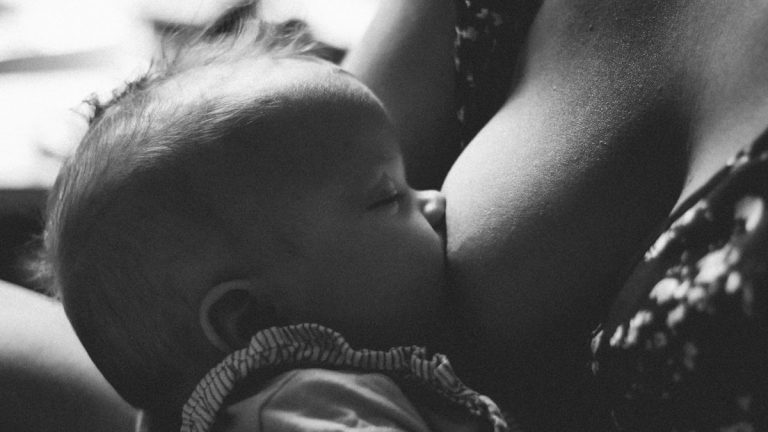 A Simple Safe-Sleep Setup for a Newborn - Bump to Baby Guide