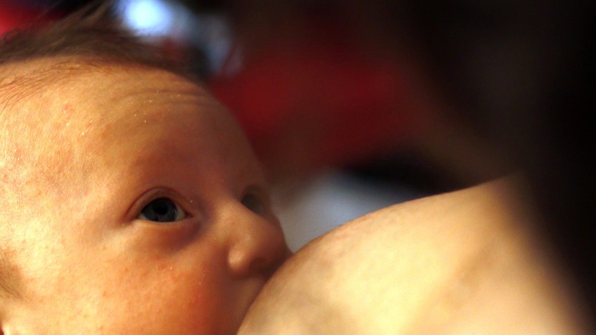 How to Organize a Small Nursery - Bump to Baby Guide